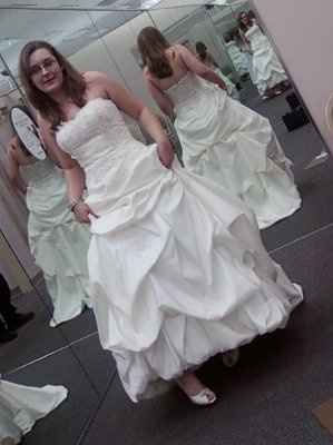 i wanna see your dress!!!