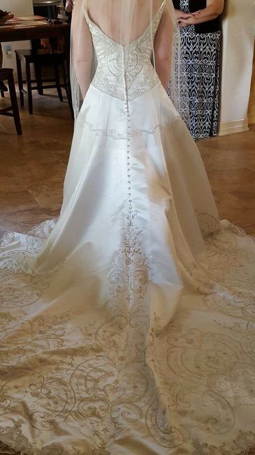 I Want To Love My Dress, But Don't