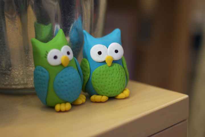 Made my cake toppers this morning - cute lil' owls!