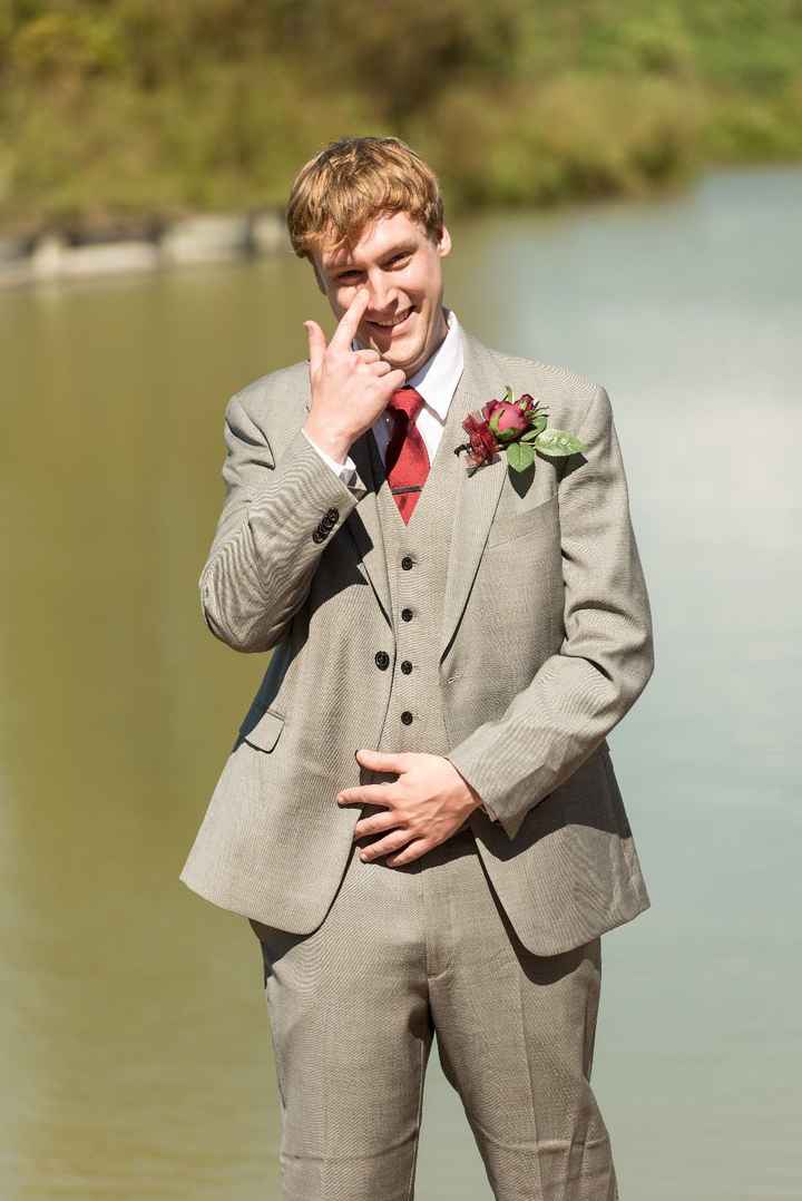 Love love this picture of the husband, warms my heart 