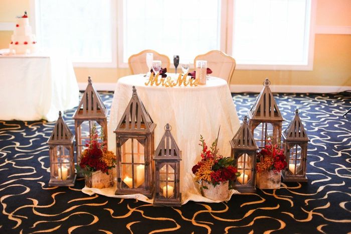 Centerpieces - Matching or Mixing It Up? 7