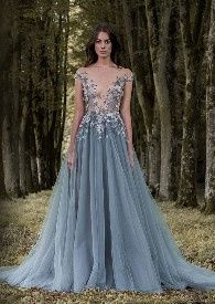 Non traditional dresses! 3