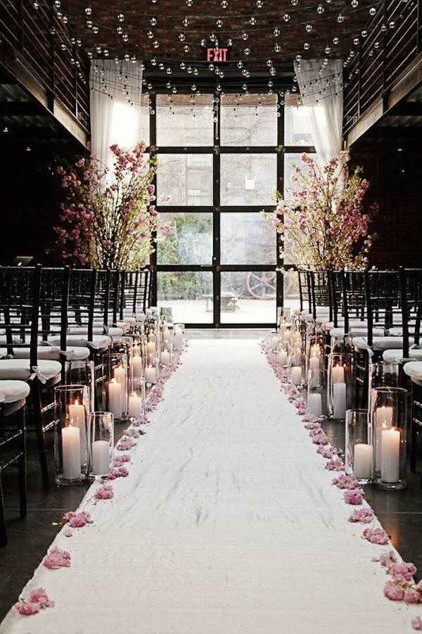 aisle decorations