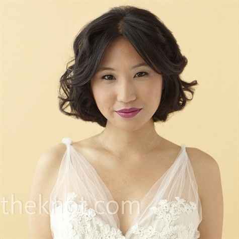 Wedding hairstyle for shorter hair