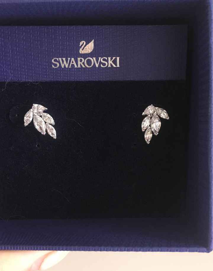 Where did you find your Jewelry/accessories for your big day? - 1
