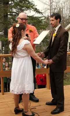 A Wedding With an $800 Budget!