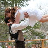 A Wedding With an $800 Budget!