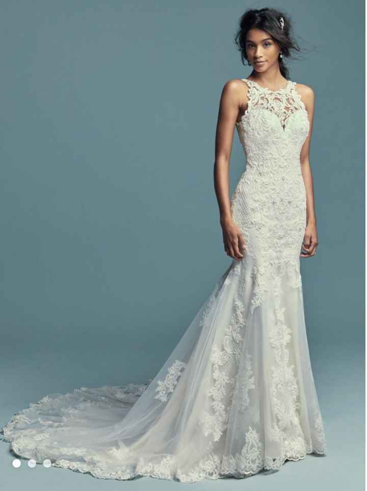 Stuck between two veils- can’t decide!! - 1