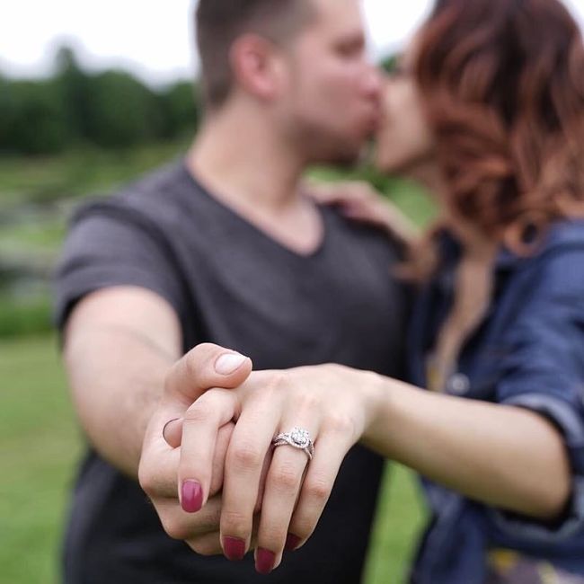 I'd love to see some Engagement photos