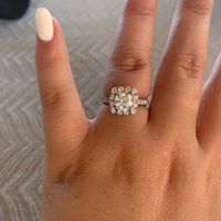 Brides of 2022! Show us your ring! - 1