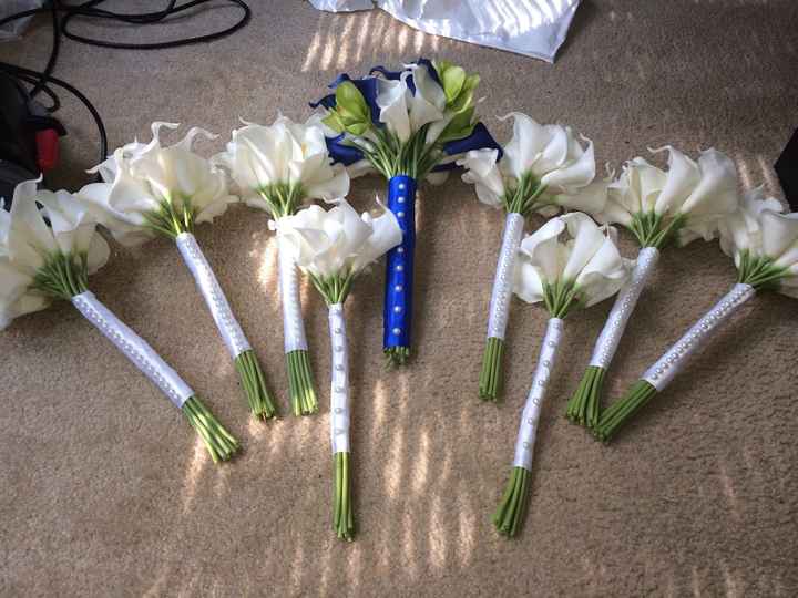 My DIY project! Bouquets and Mother/Grandmother corsages are done!!!! (Pics inside)