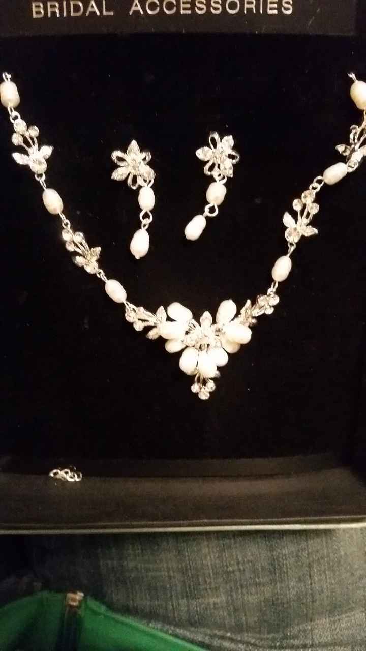 Wedding day jewels!