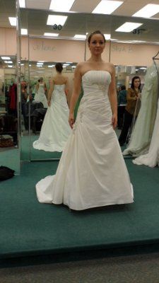 I said yes to the dress and BMs dresses PICS