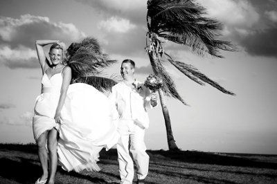 Anyone have beach wedding photos I can look at?