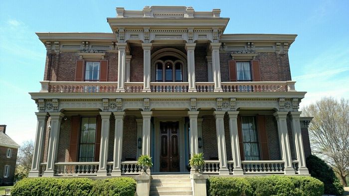 Clarksville, TN Brides...venues?!??