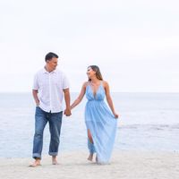 Engagement photo outfit? - 2