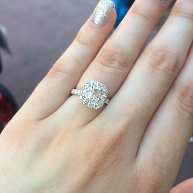 Let's see those beautiful rings lady's!