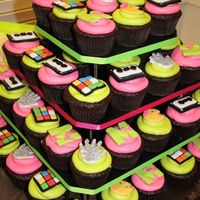 80s themed wedding ideas..How to make it tasteful not tacky?
