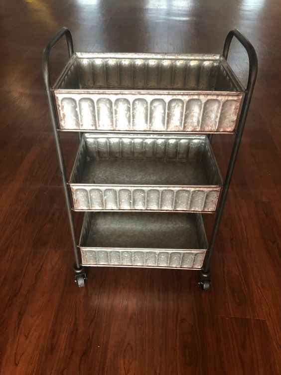 this is the cart the venue has to store our smores stuff on.  we'll see what fits! Might use a barre