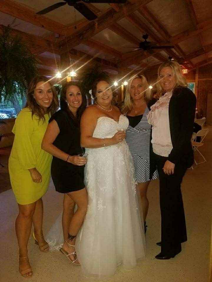 Plus size bride