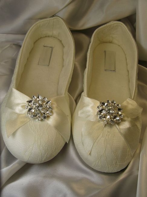 Show me your shoes, please!