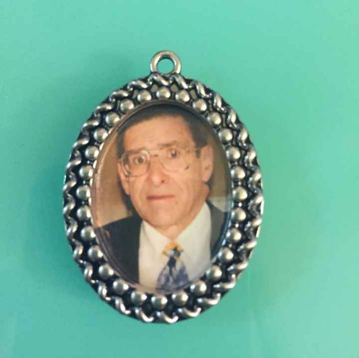 Brides or grooms who have had a parent pass away...