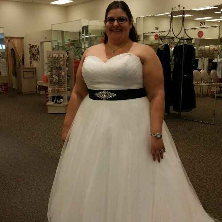 Calling plus size brides, show me your Dress