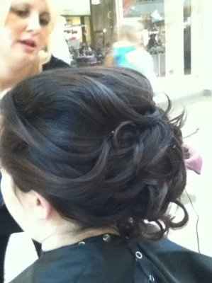 Possible hairstyle? Opinions please!!