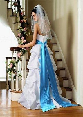 Wedding dress Sashes??