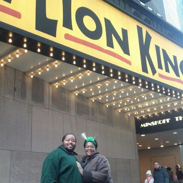 Our 1st Anniversary!! {pics}