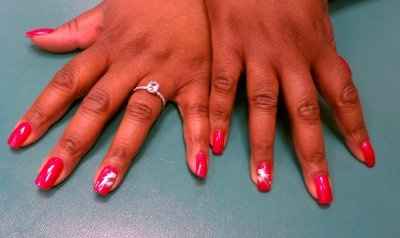 Alright ladies! Let's see those gorgeous rings...
