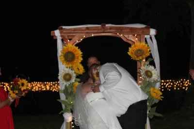 Wedding pictures in! LOVE them!! **PIC heavy**