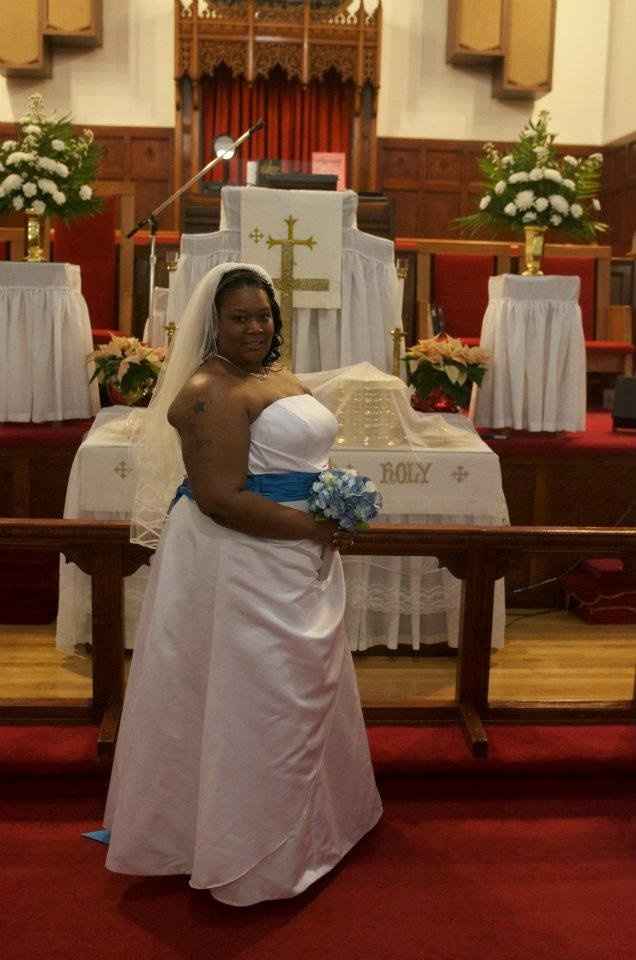 Plus sized brides - show off your dress!