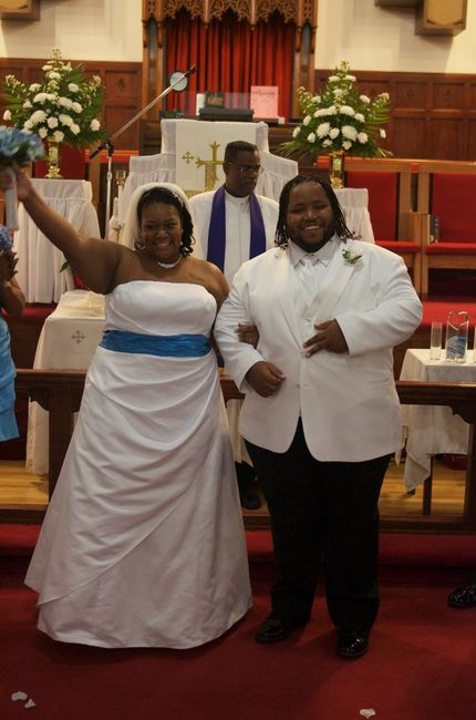 I think I want to PAY IT FORWARD...with my dress!!