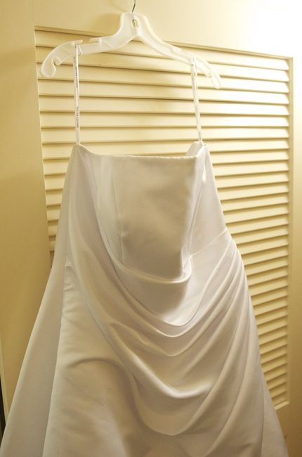 I think I want to PAY IT FORWARD...with my dress!!