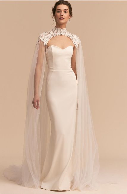 Cathedral veil or bridal cape? 4