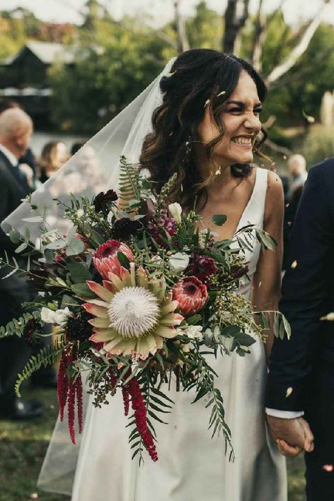 Fall Brides Drop Your Bouquet Inspiration - 1