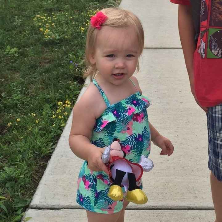 My adorable flower girl :)