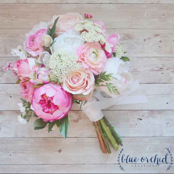 Real and fake flowers