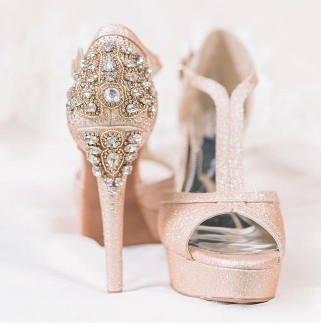 Shoe color for bride