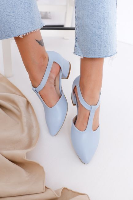 Blue wedding shoes 1