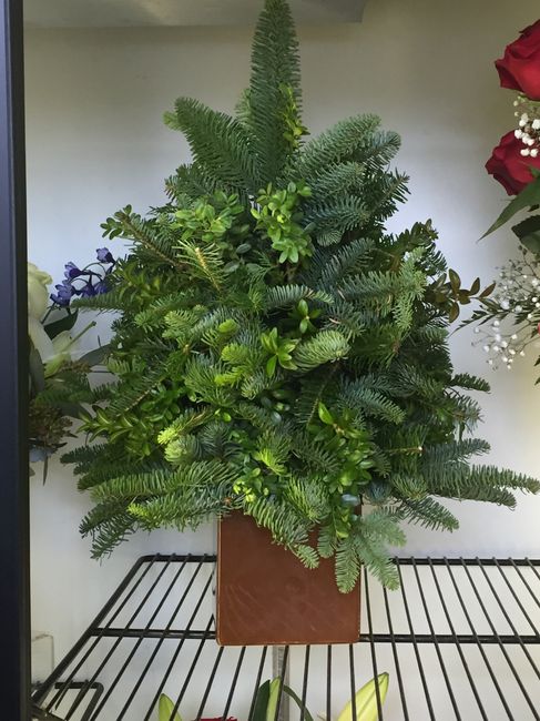 December wedding centerpiece
