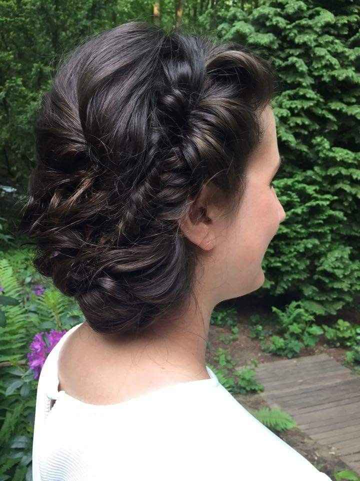 How are you planning to do your hair for the big day?