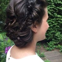 How are you planning to do your hair for the big day?