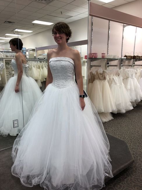 Dress shopping- Share your story! - 1