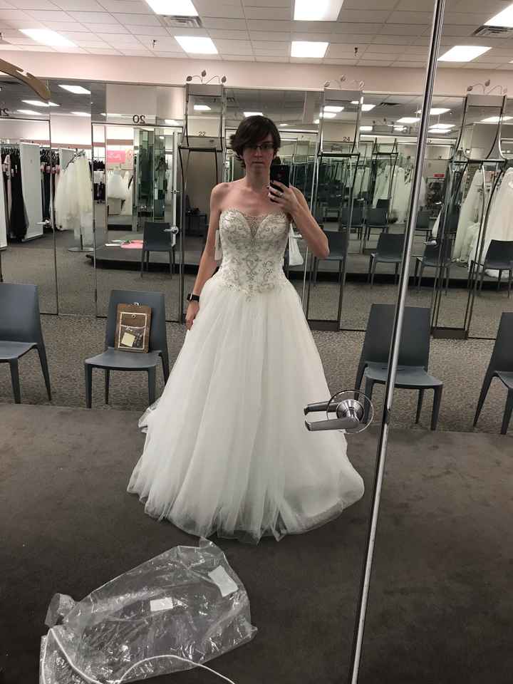 Dress shopping- Share your story! - 3