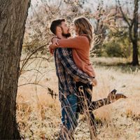 Favorite Engagement Photos 📸 - 5