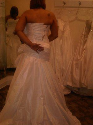 OMG...So I resolved my dress dilemna!!