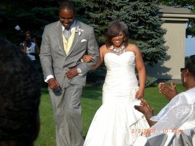 Let's see all of the bride's with their grooms!
