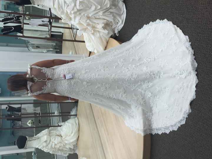 My dress is FINALLY here!!